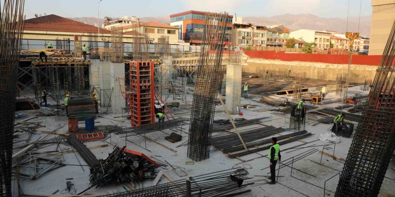 İnşaat üretimi yıllık yüzde 5,9 arttı