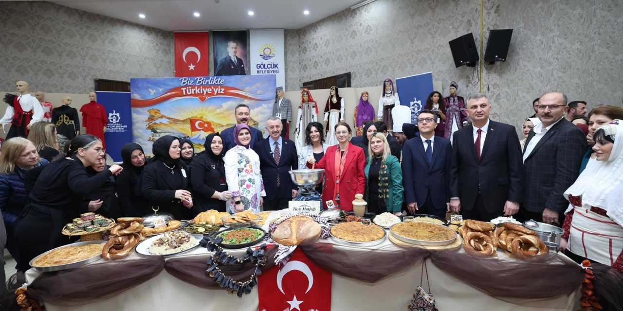 KO-MEK’te yıl sonu sergisi açıldı