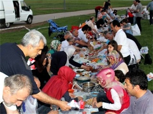 Antikapitalist Müslümanlar Kocaeli’nde iftar açtı