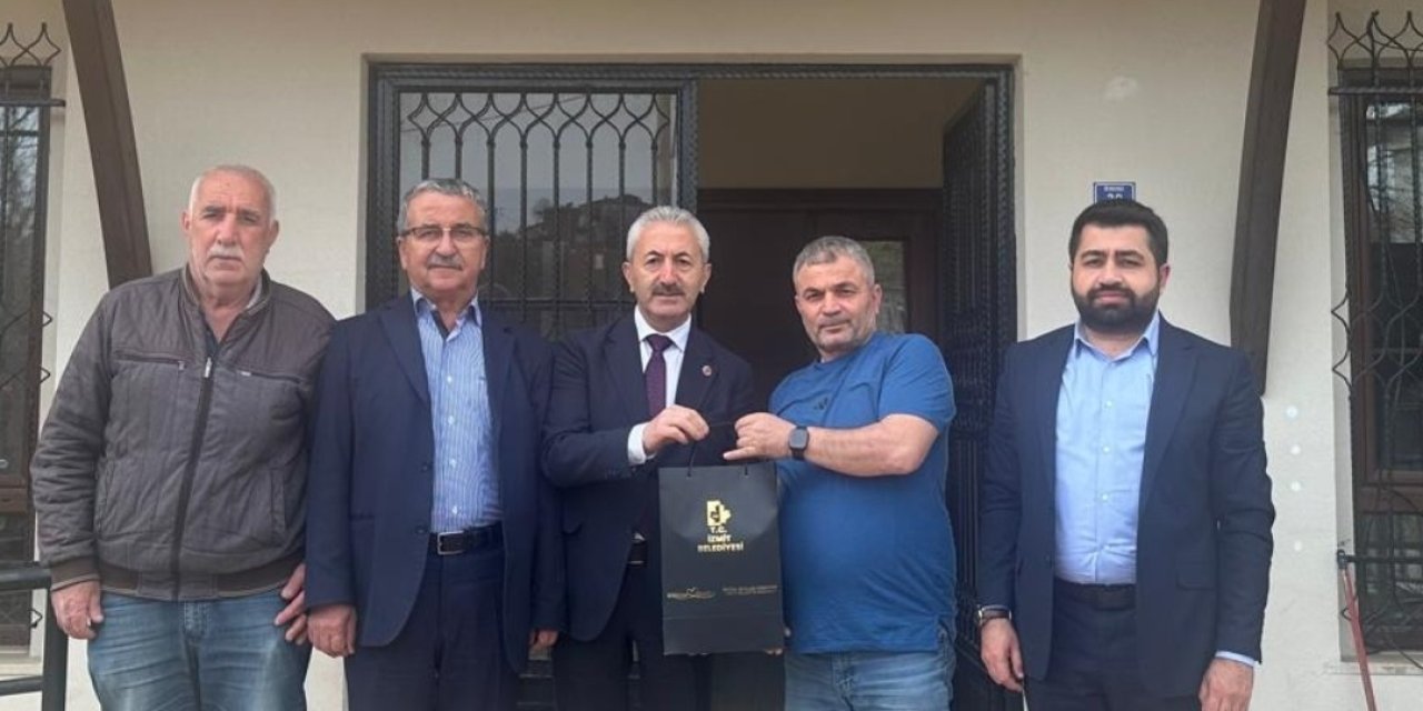 İzmit Belediyesinden muhtarlara ziyaret