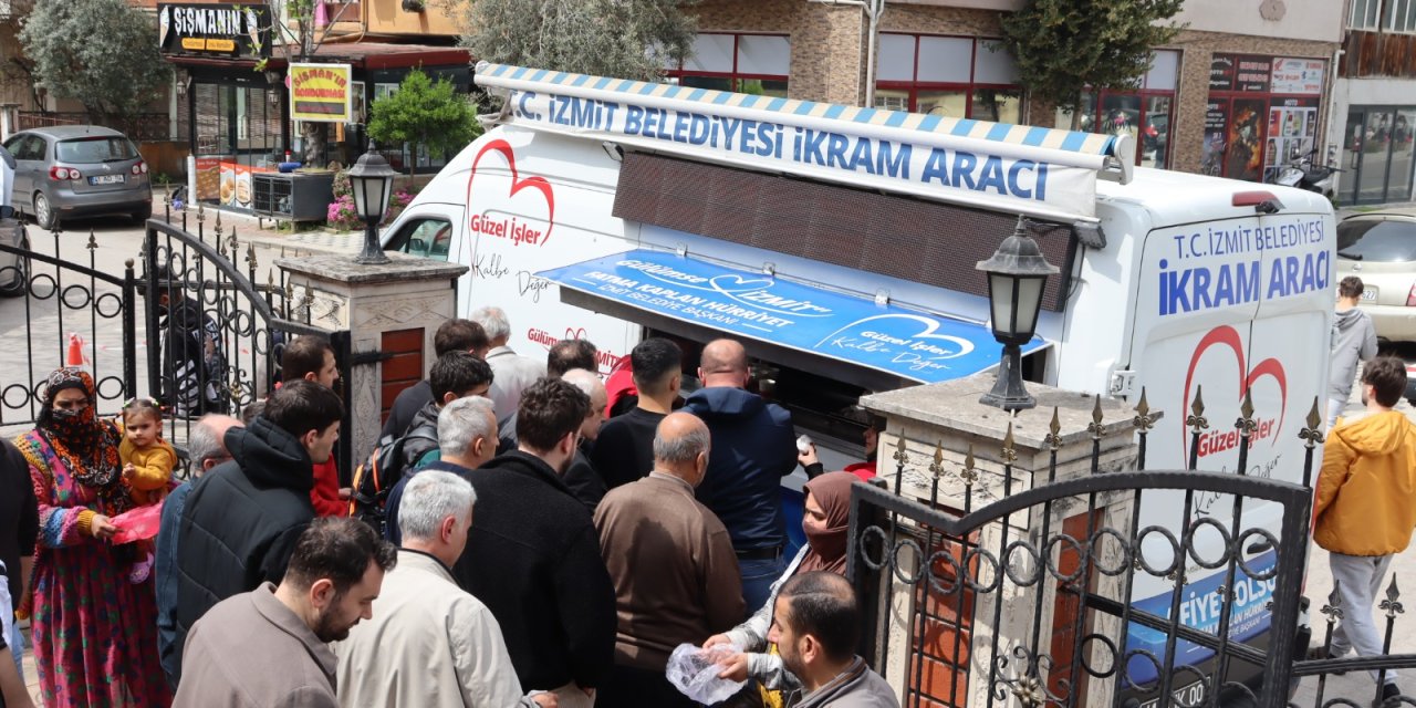 İzmit Belediyesi geleneğini sürdürdü