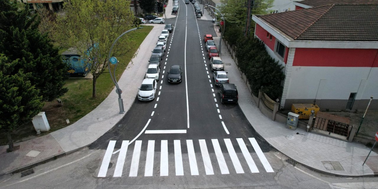Şehit Ergün Köncü Caddesi’nde yol çizgileri çekildi