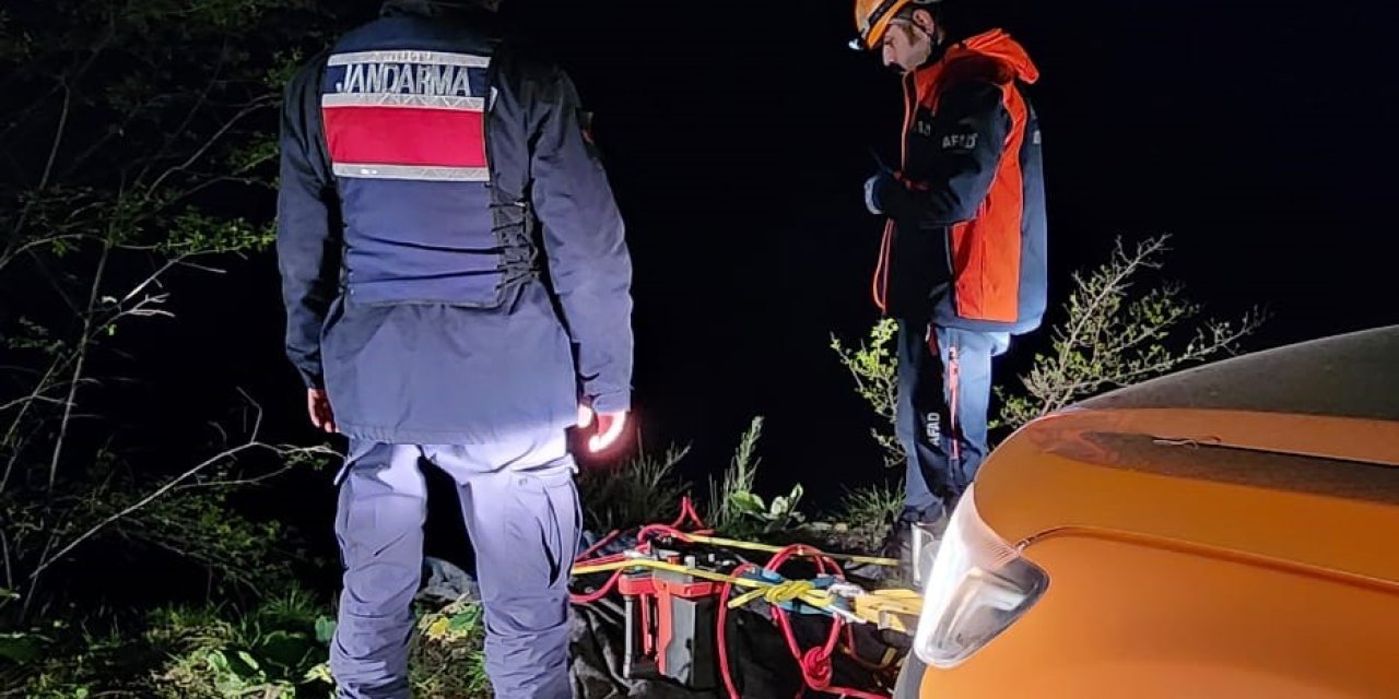 Ormanda yollarını kaybettiler!