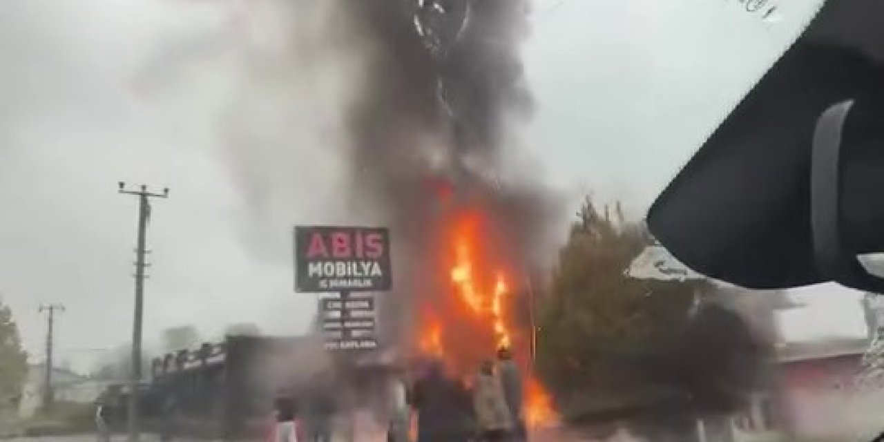 İş yeri alevlere teslim oldu