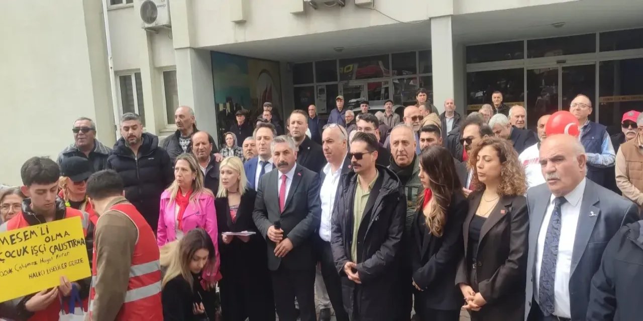 CHP Gebze’den Çocuk Güvenliği İçin Sessiz Yürüyüş