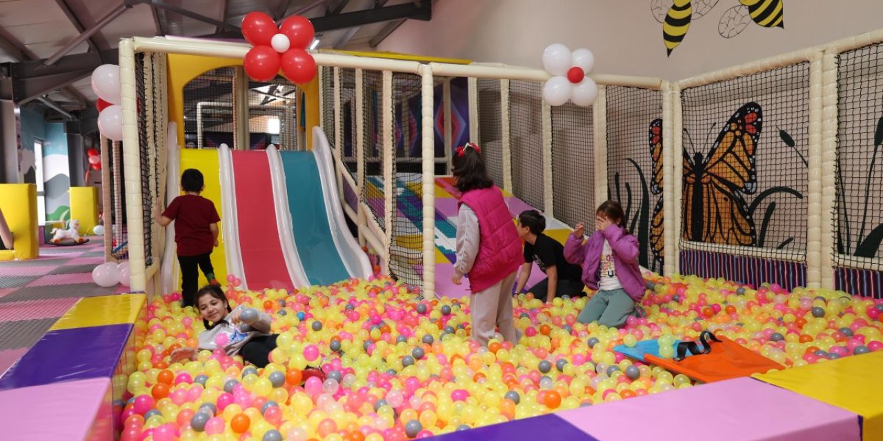 Tavşancıl Çocuk Oyun Evi Hizmete Açıldı
