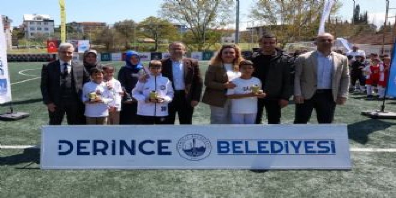 23 Nisan Futbol Turnuvası´nda  Şampiyon Sırrıpaşa Ortaokulu