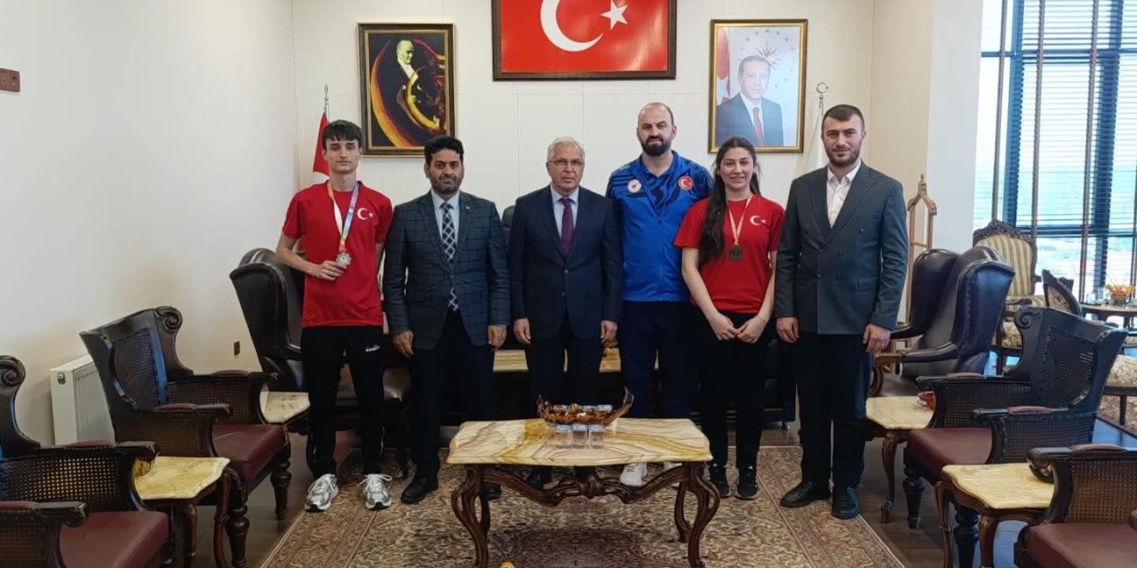 Başarılı Sporcularından  Yaşar Dönmez’e Ziyaret