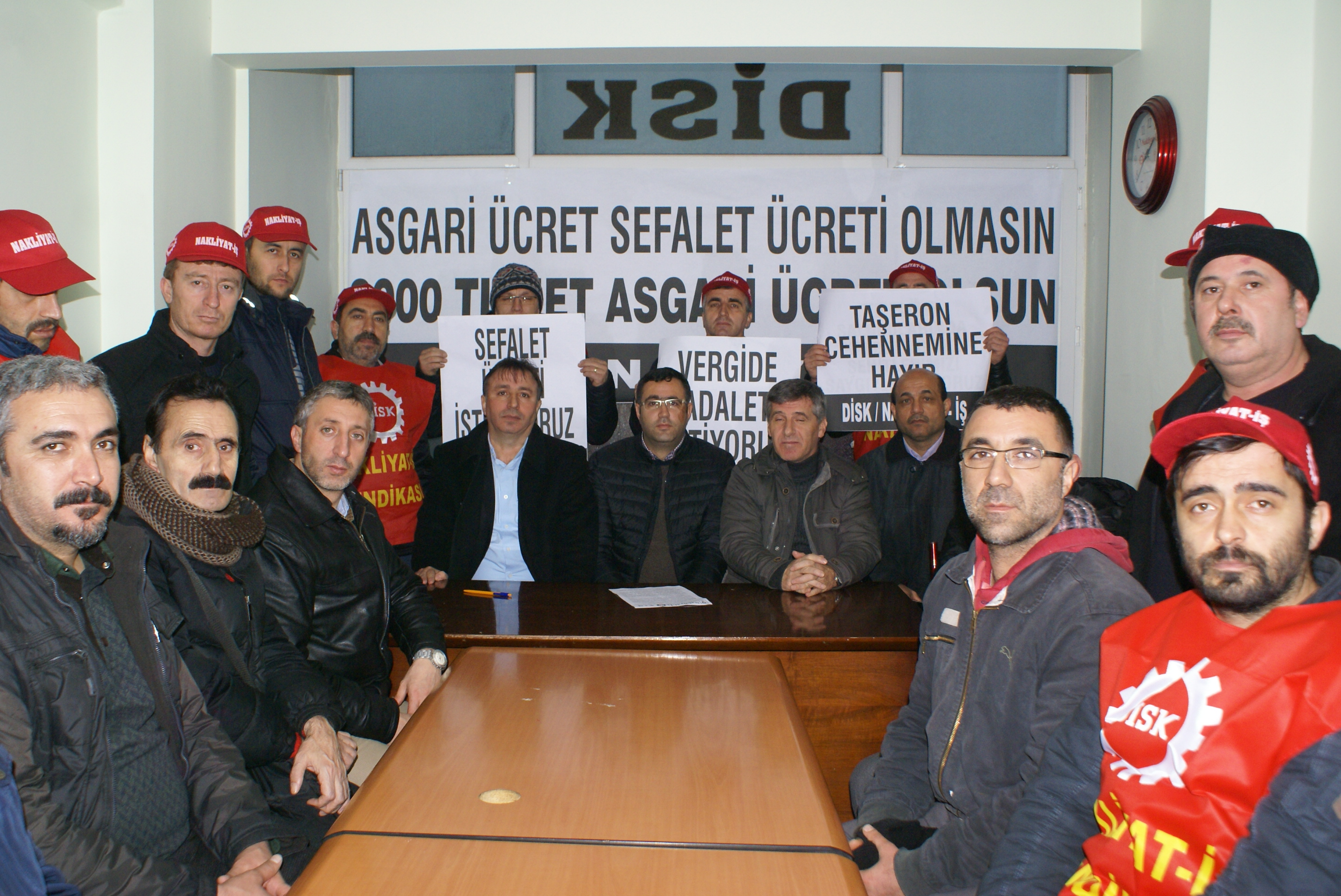 Sendikalardan asgari ücret tepkisi