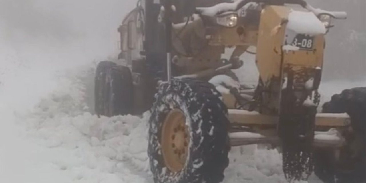 Kartepe'de bahar ayında kar ve buzlanma mesaisi