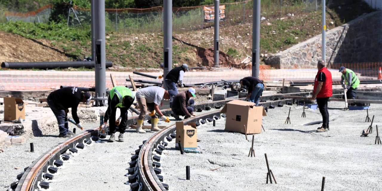 Kartepe Tramvay Hattı’nda ilk istasyon tamam
