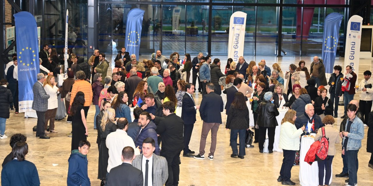 Kocaeli AB Bilgi Merkezi’nde  Avrupa Günü kutlandı