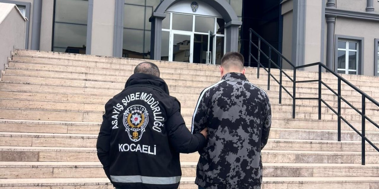 3 Yıl 9 Ay Hapis Cezasıyla  Aranıyordu!  Çayırova'da Yakalandı