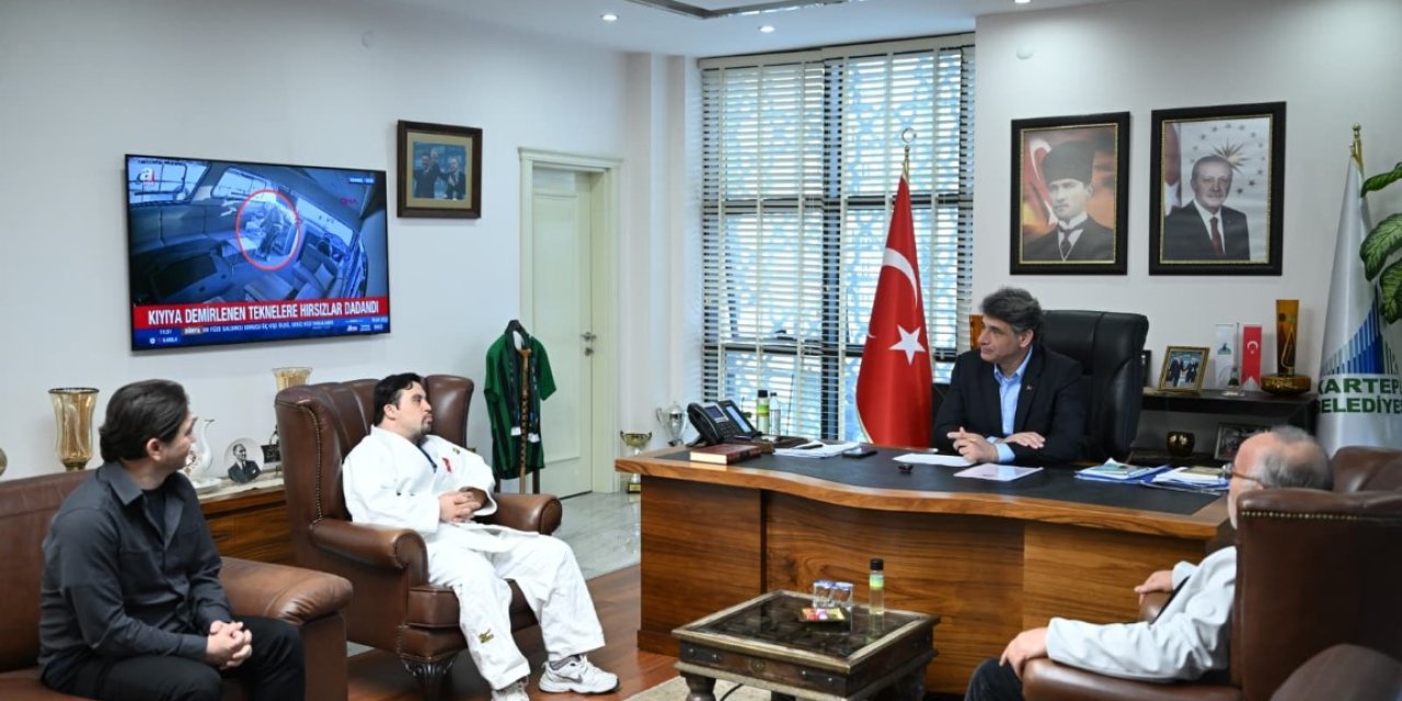 Kartepeli Yıldızlara Tam Destek