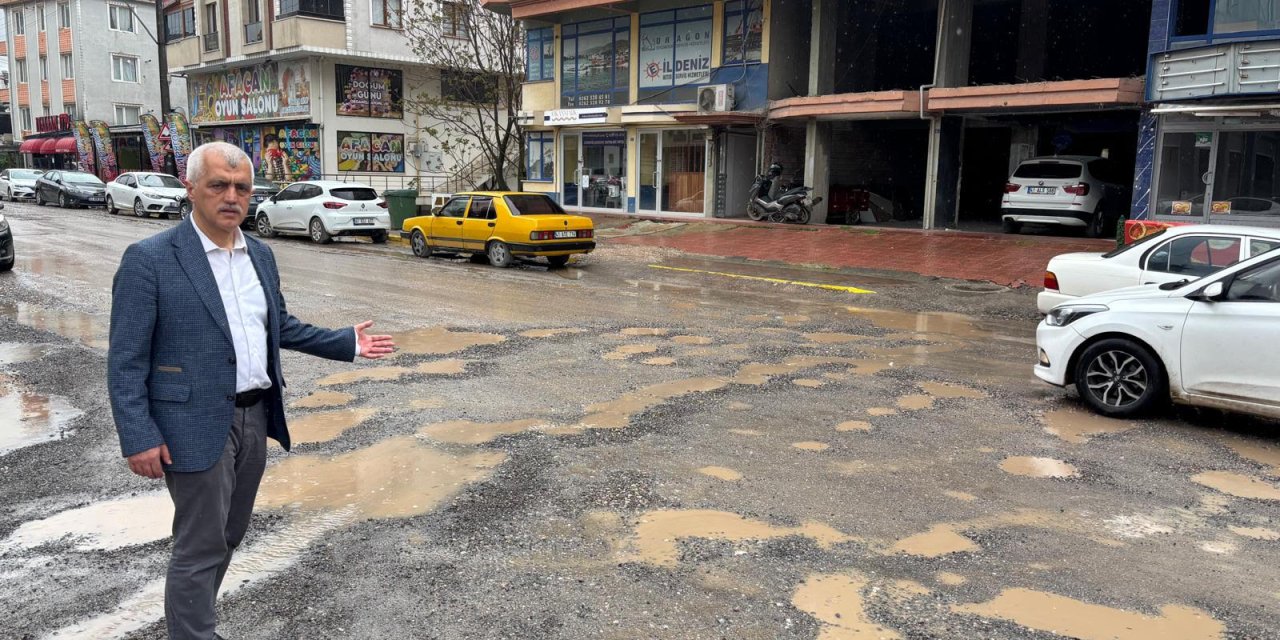 Gergerlioğlu; “Körfez’deki yollar köstebek tarlası gibi!”