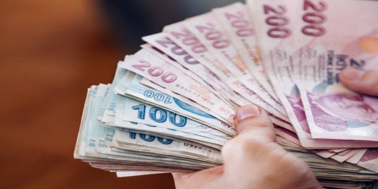 Herkesin Sorduğu Soru: Asgari Ücrete Ara Zam Gelecek mi?