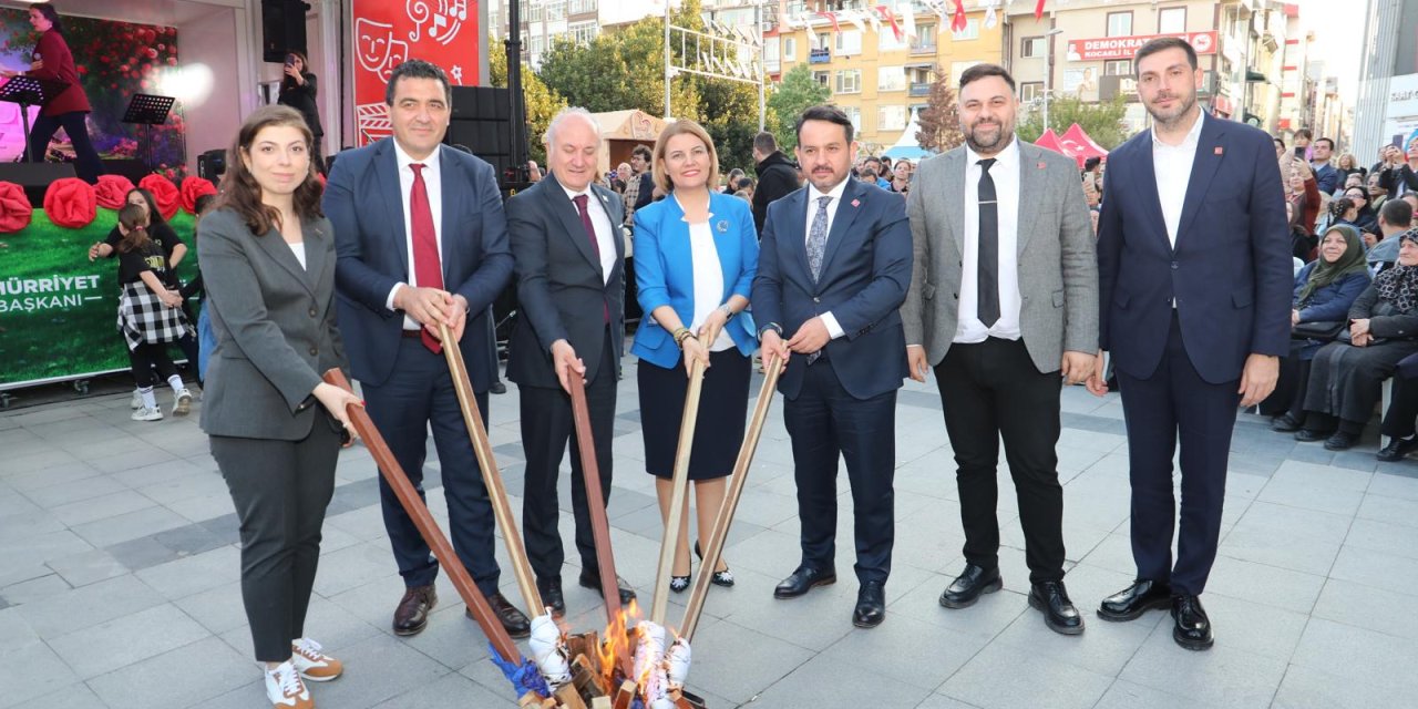 İzmit’te Hıdırellez Şenliği coşkuyla başladı