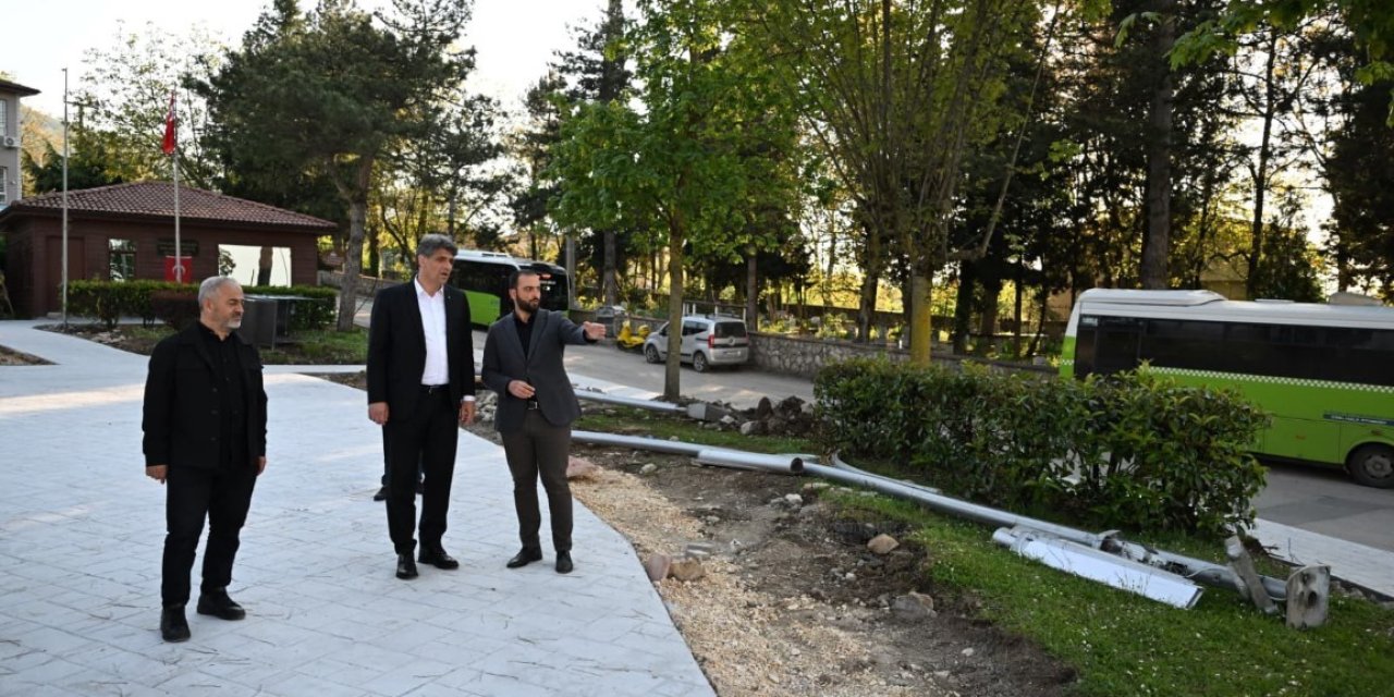 Kartepe'ye yeni mahalle meydanları kazandırılıyor