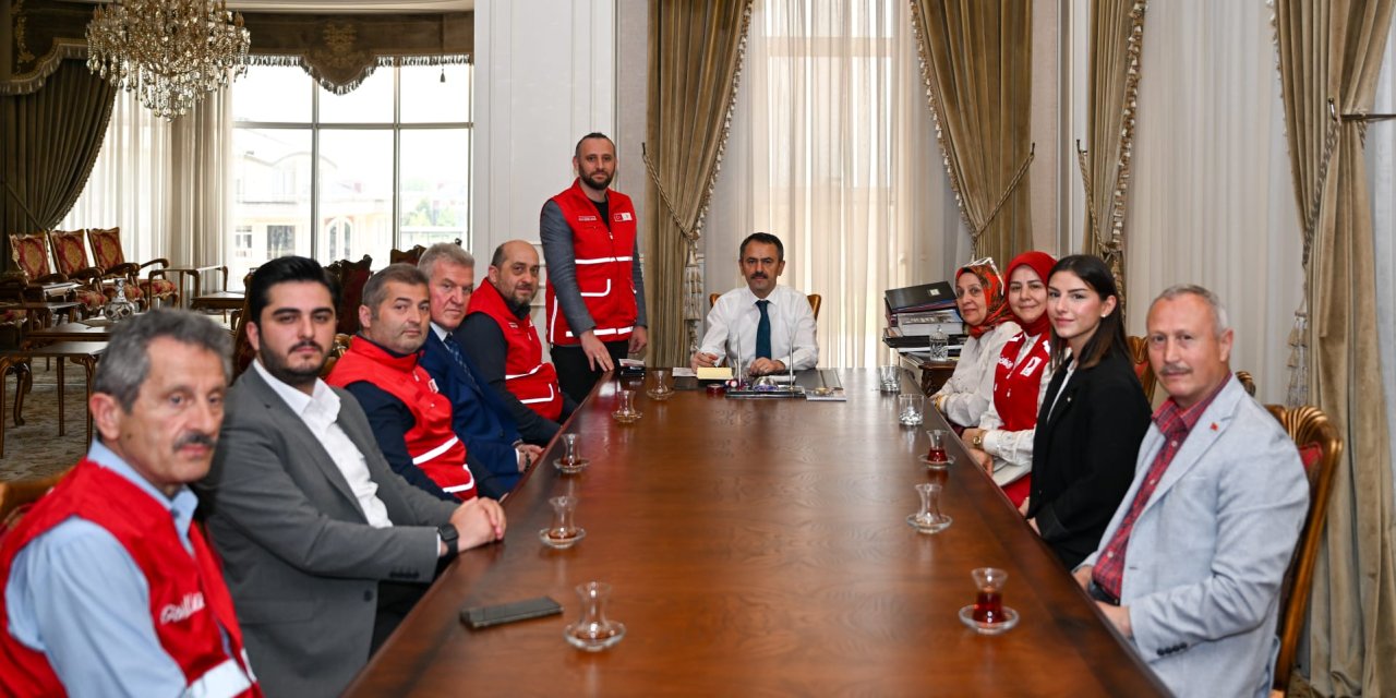 Türk Kızılay Kocaeli Şubesinden Vali Aktaş’a Ziyaret