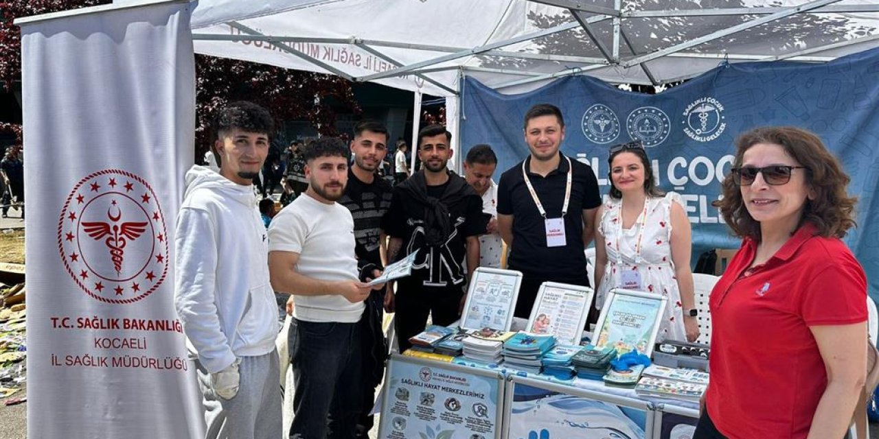Gençlik Şöleni Programında  Vatandaşlarla Bir Araya Gelindi
