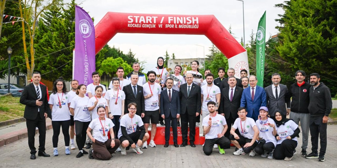 Vali İlhami Aktaş, Halk  Koşusu Etkinliğine Katıldı