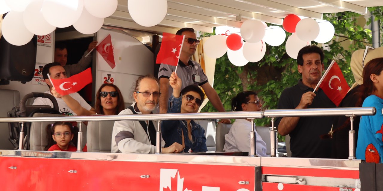 İzmit’te 19 Mayıs’a özel şehir turu