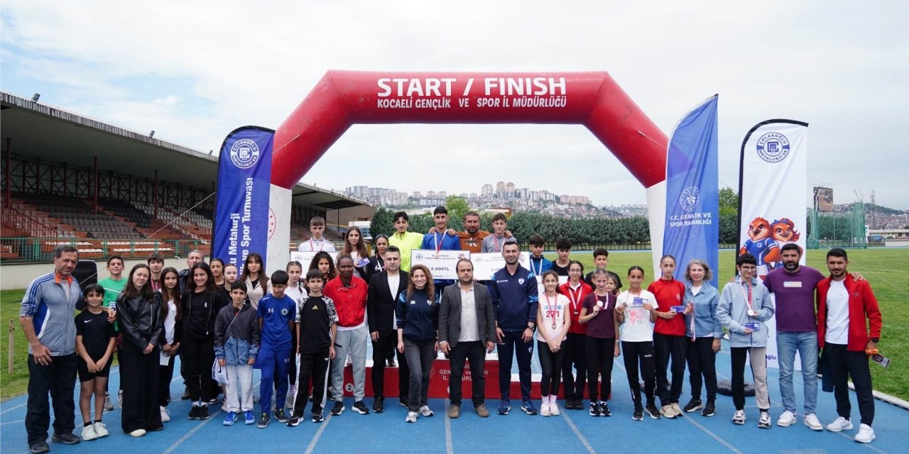 Çolakoğlu Metalurji, 19 Mayıs’ı  genç sporcularla kutladı