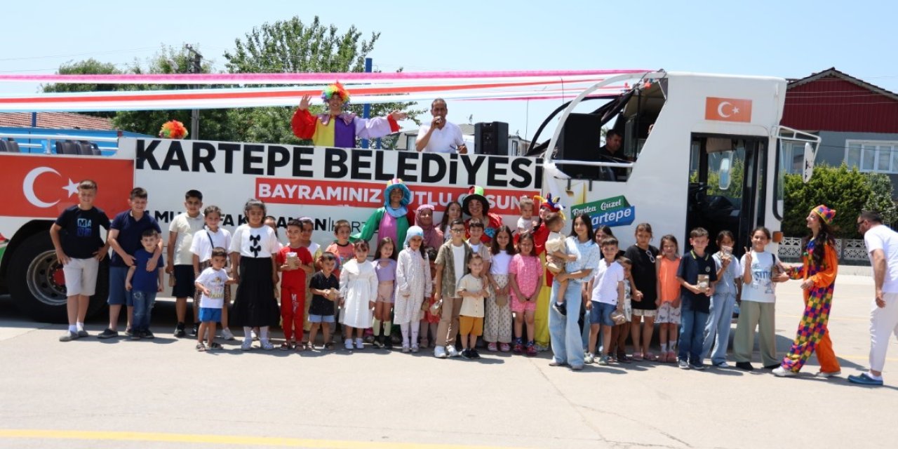 Gezici bayram otobüsü  çocuklarla buluşacak