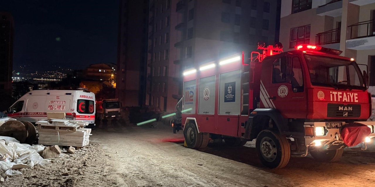 Cezaevinden izinle çıktı, eşini ve bir kadını sırtından bıçakladı