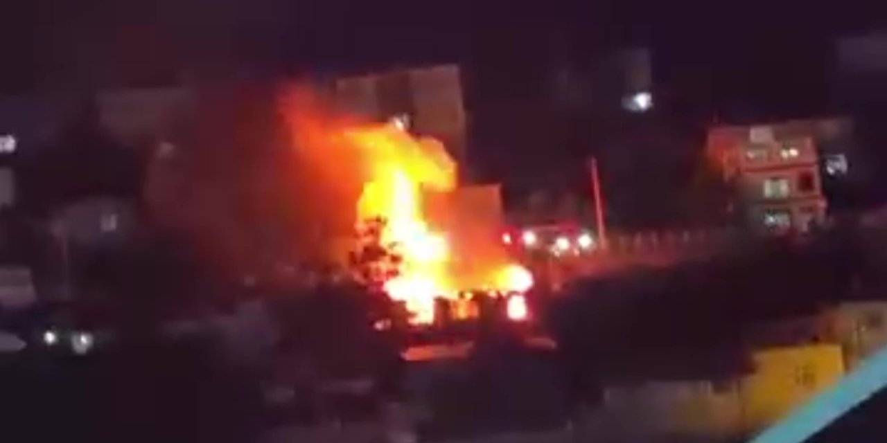 Gecekonduda korkutan yangın: Mutfak tüpü patladı