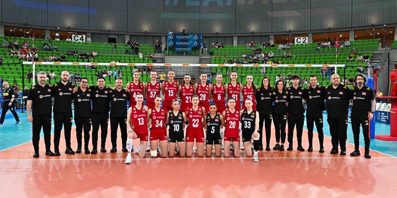 A Milli Kadın Voleybol  Takımı'nın kadrosu açıklandı
