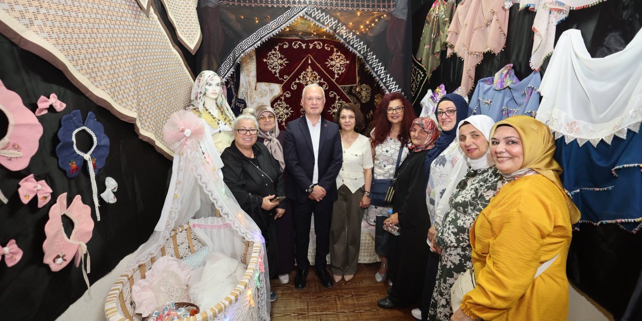 Karmek Kurs Merkezi  El Sanatları Sergisi Açıldı