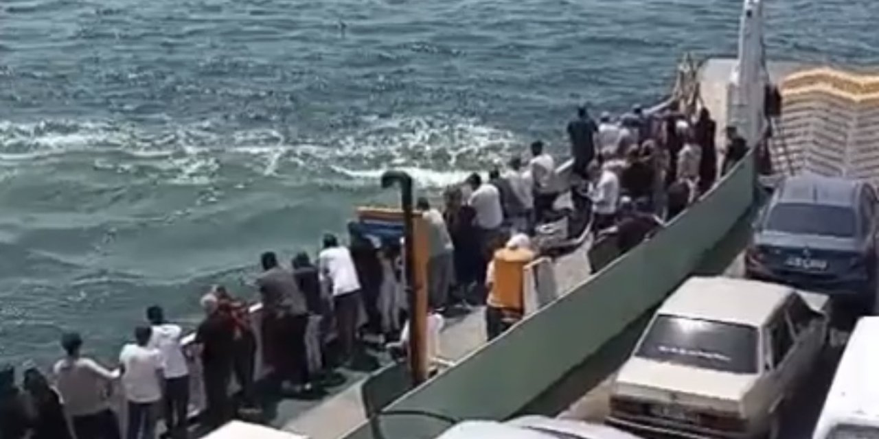 Feribottan denize düşen kişi kurtarıldı