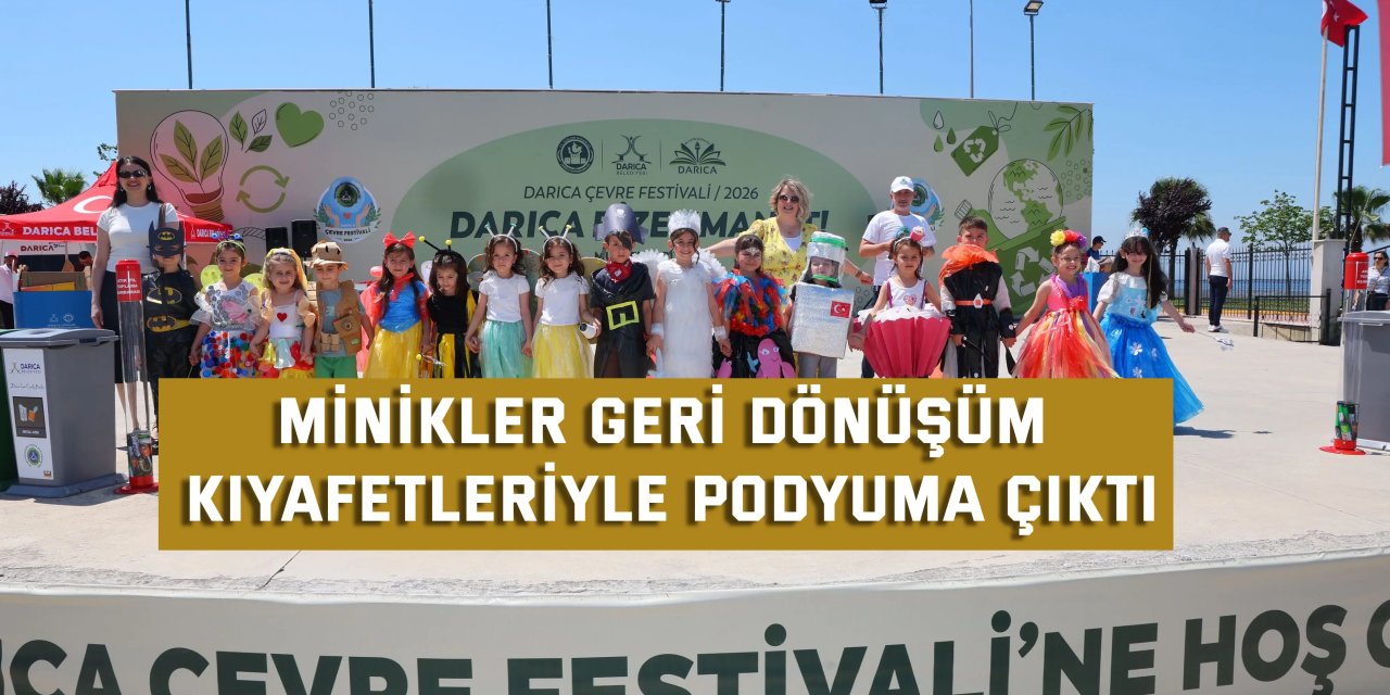 Darıca'da minikler geri dönüşüm kıyafetleriyle podyuma çıktı