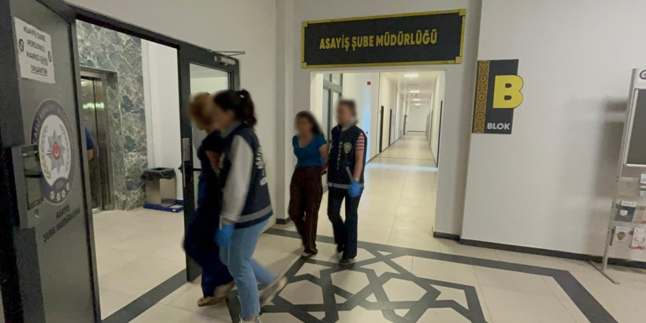 3 ayrı eve girmişlerdi! Yakalandılar