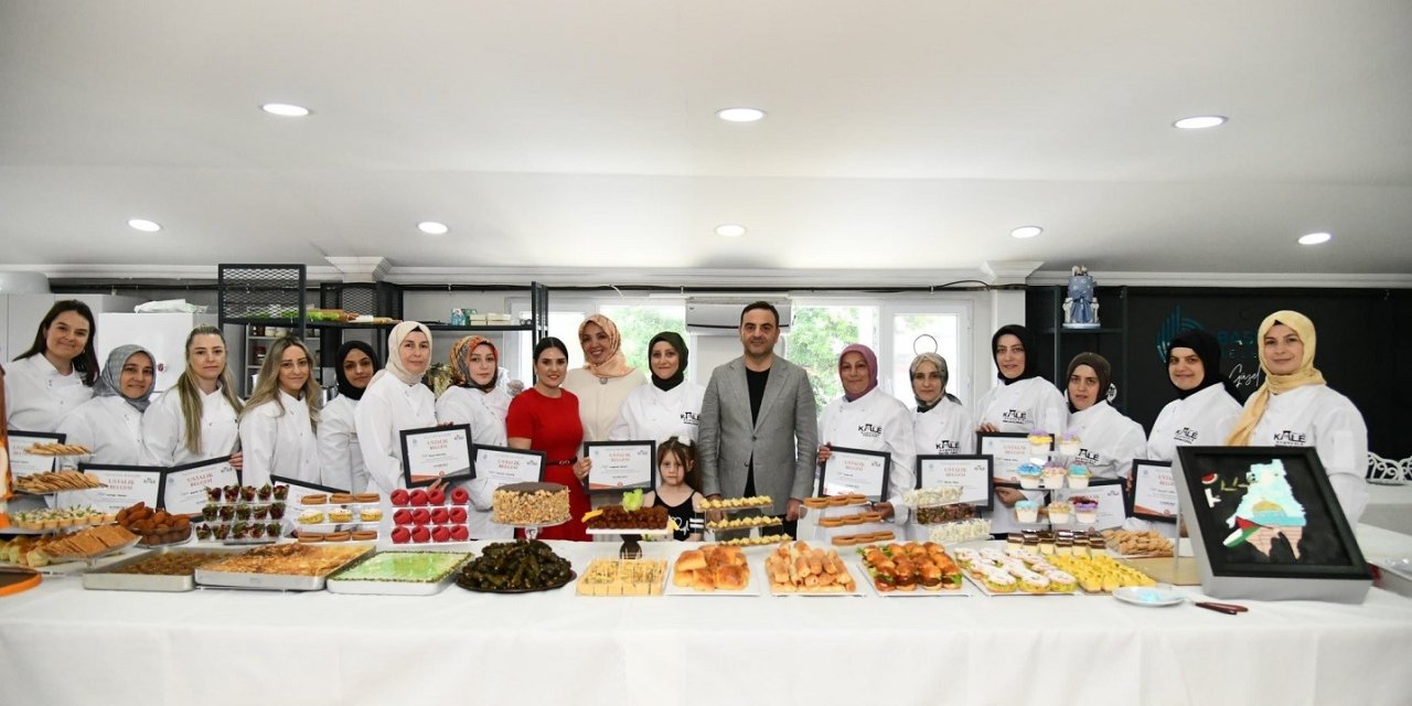 Pastacılık Akademisi'nde mezuniyet coşkusu
