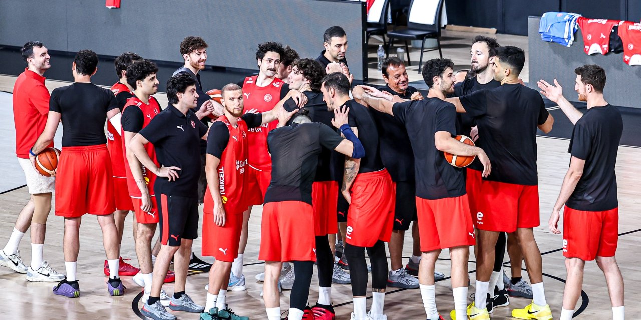 A Milli Erkek Basketbol Takımı,   hazırlıklarını Antalya'da sürdürecek