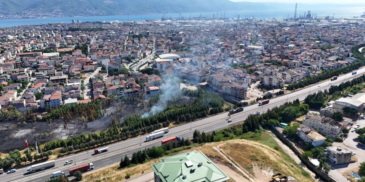 Yangın mahalleyi sardı