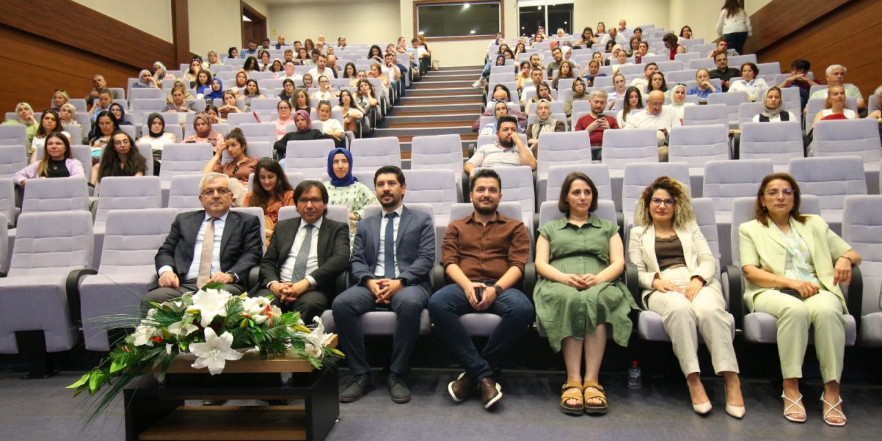 Öğretmenlere Yönelik Bağımlılıkla  Mücadele Eğitimi Düzenlendi