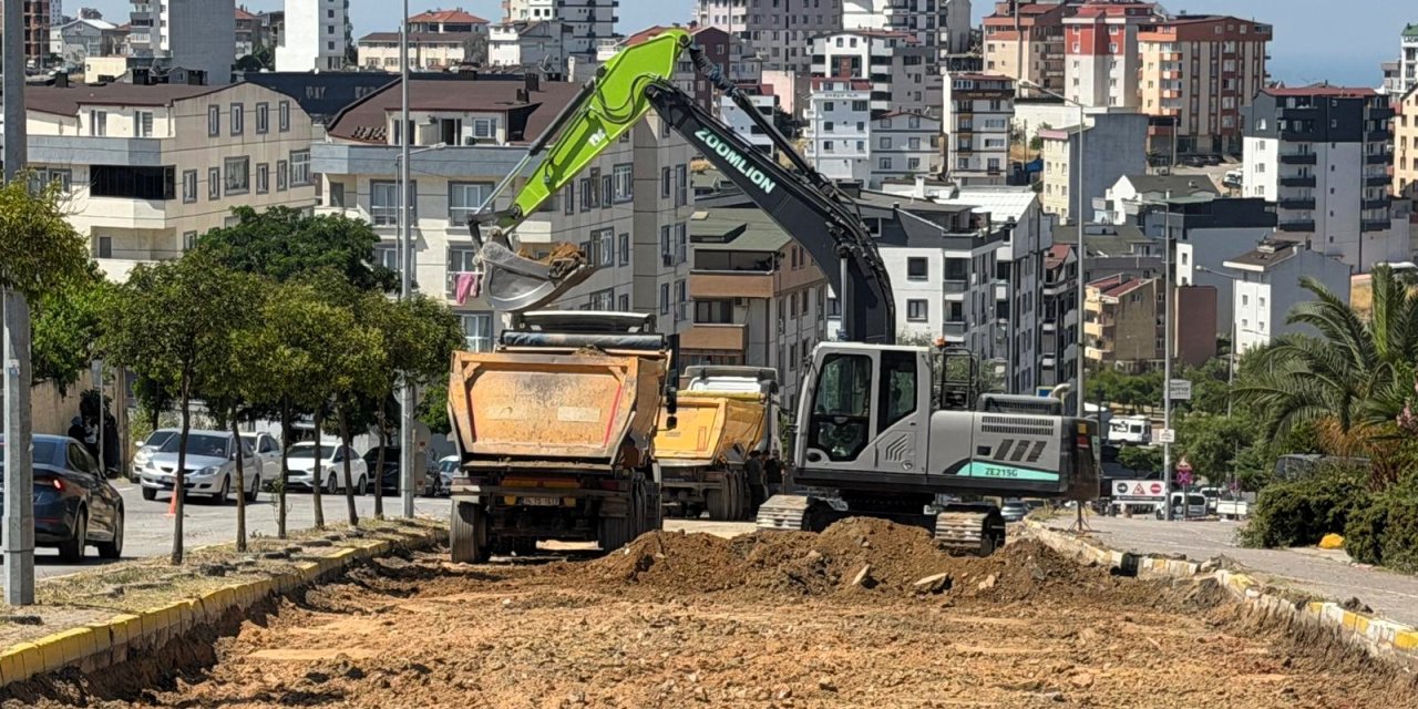 Bahriye Üçok Caddesi’ne  konforlu ulaşım hamlesi