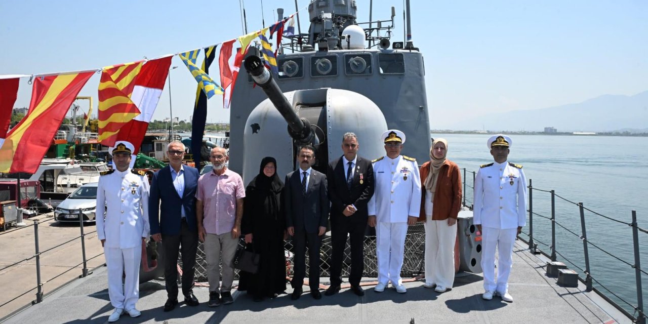Vali Aktaş, TCG Fırtına Hücumbotu’nu Ziyaret Etti