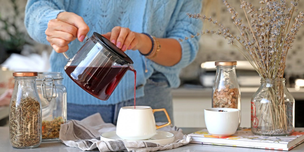 Türkiye’de Tıbbi Bitki Çaylarına Sıkı  Ruhsat ve Eczane Şartı Getirildi!