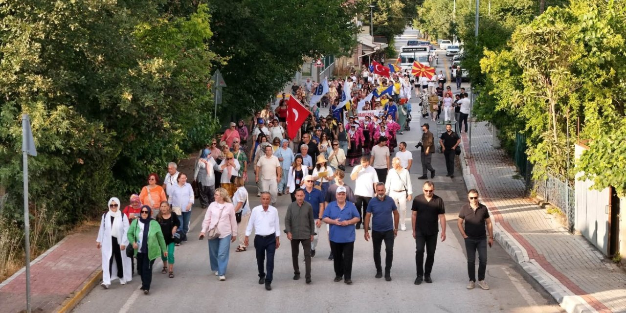 Kartepe'de Balkan  Kültürü Coşkusu Yaşandı