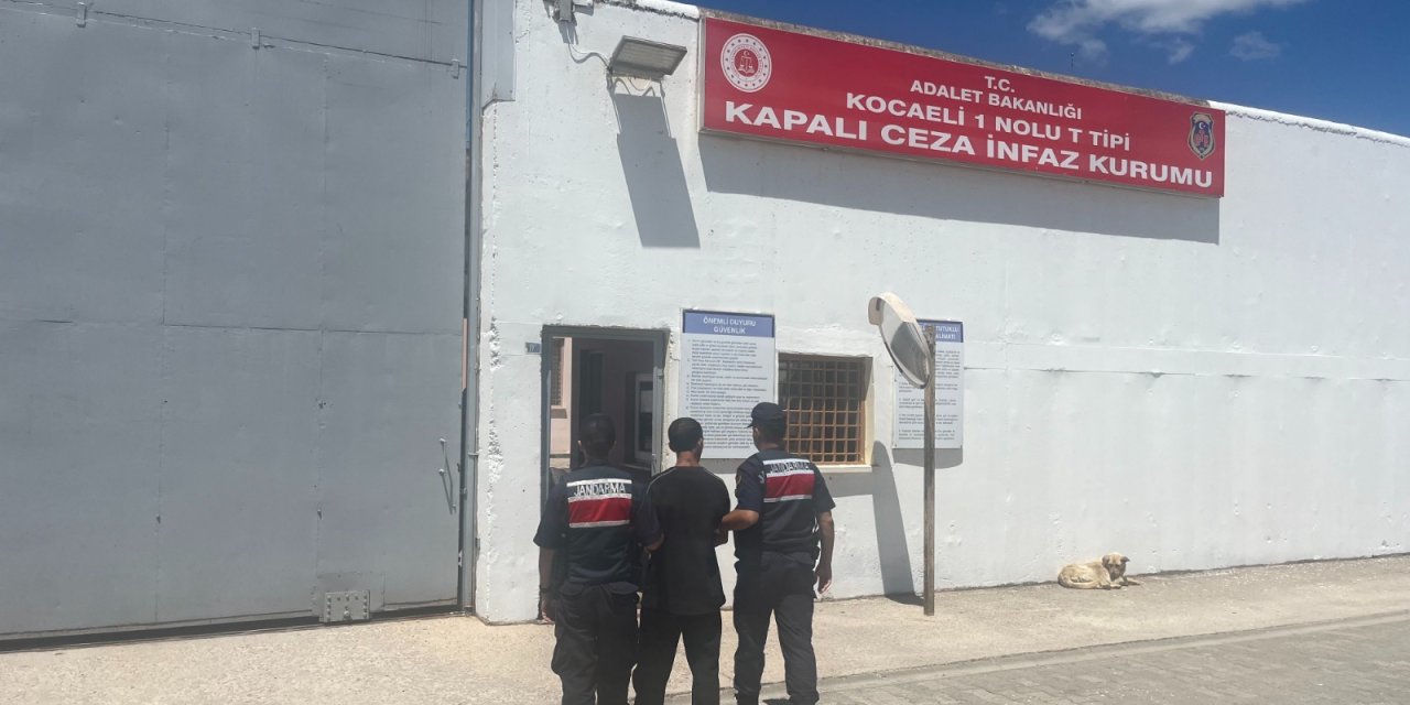 15 yılla aranıyordu! Yakalandı