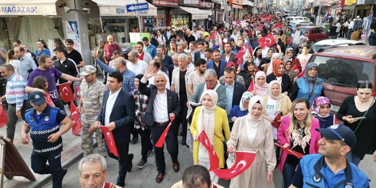 Körfez'de 52. Altın Kiraz Kültür  ve Sanat Festivali coşkusu başlıyor