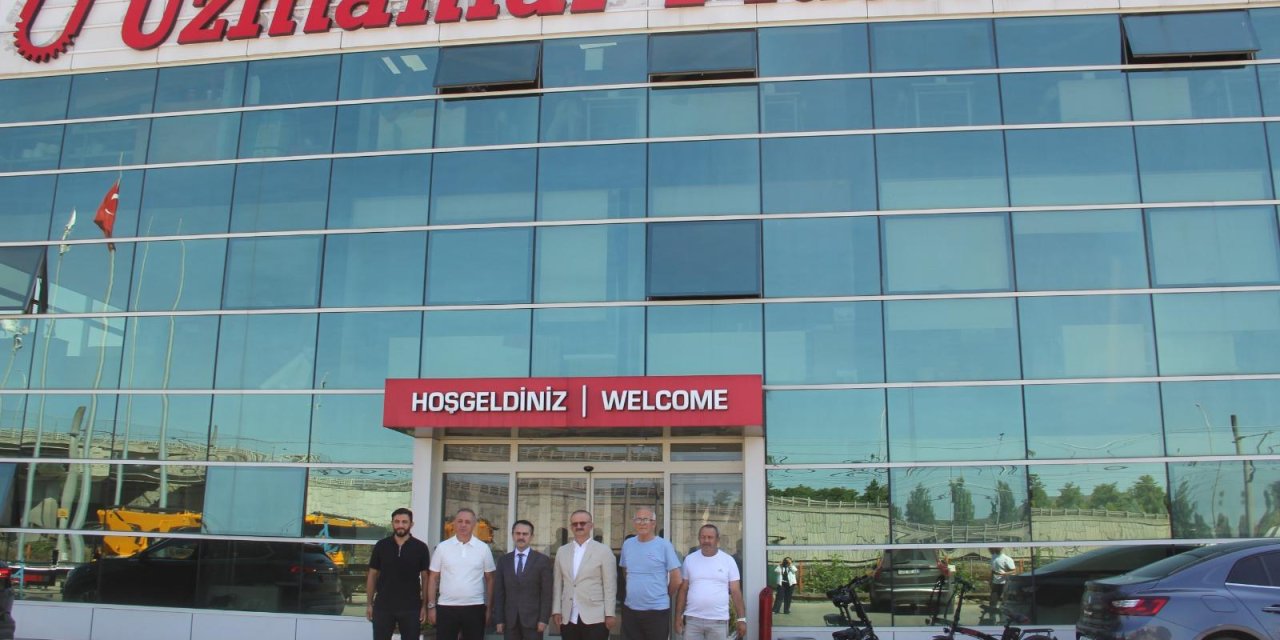Vali Aktaş'tan Uzmanlar Platform   Hidromekanik Şirketine Ziyaret