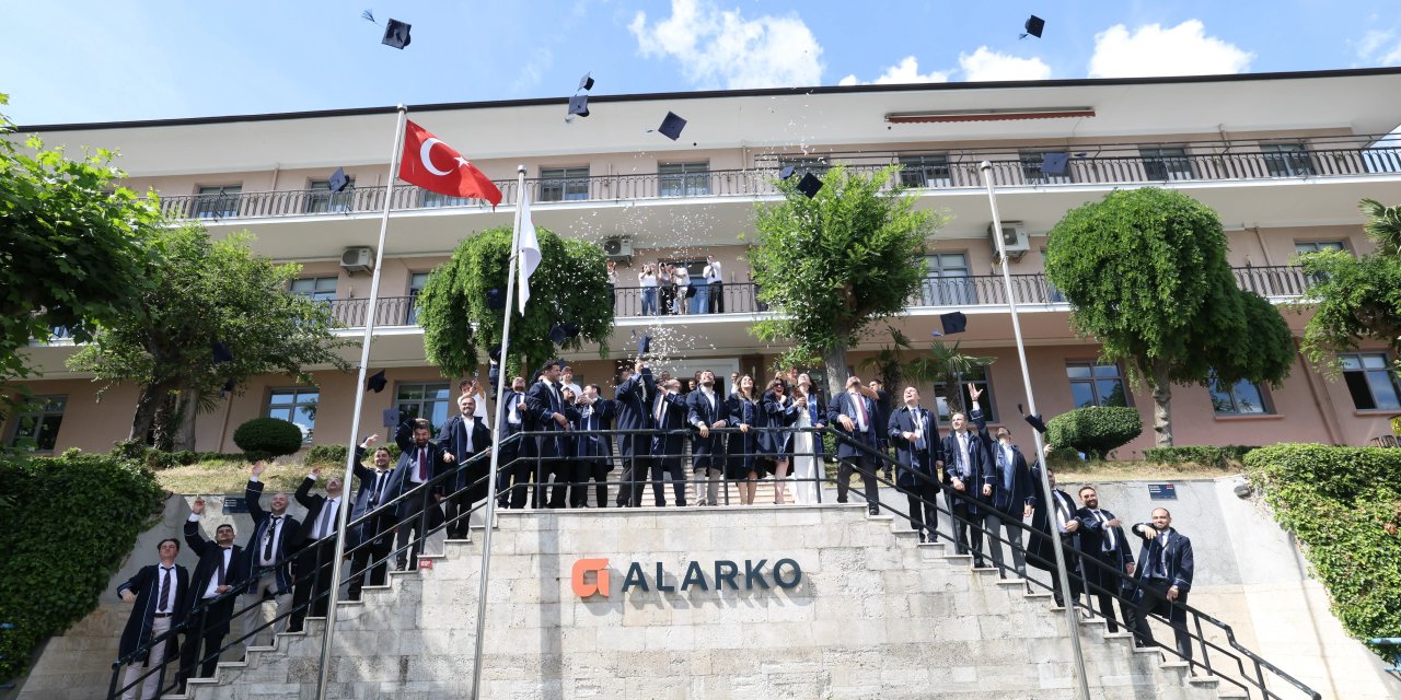 Alarko MBA ve Yenibirlider  Programları Yeni Mezunlarını Verdi