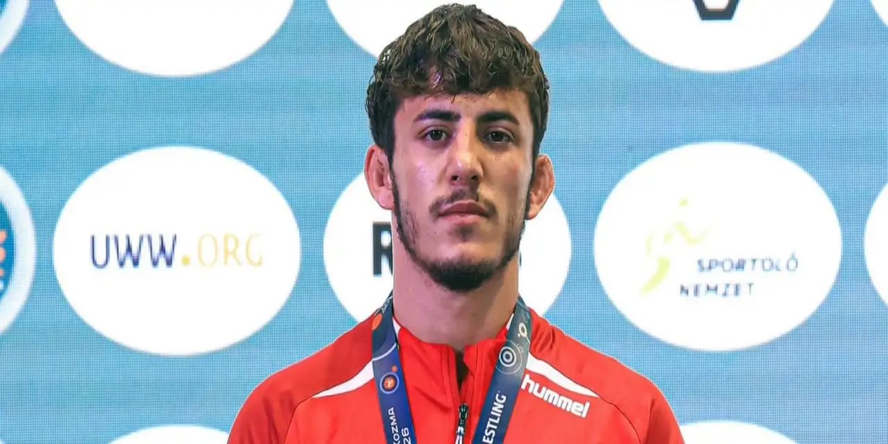 Tolga Özbek'ten gümüş, Alperen Atar'dan bronz madalya
