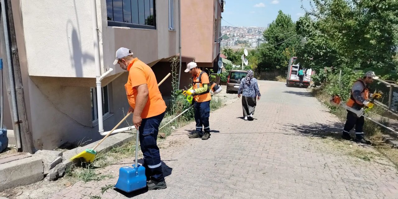 Abdi İpekçi'de  Temizlik Çalışması