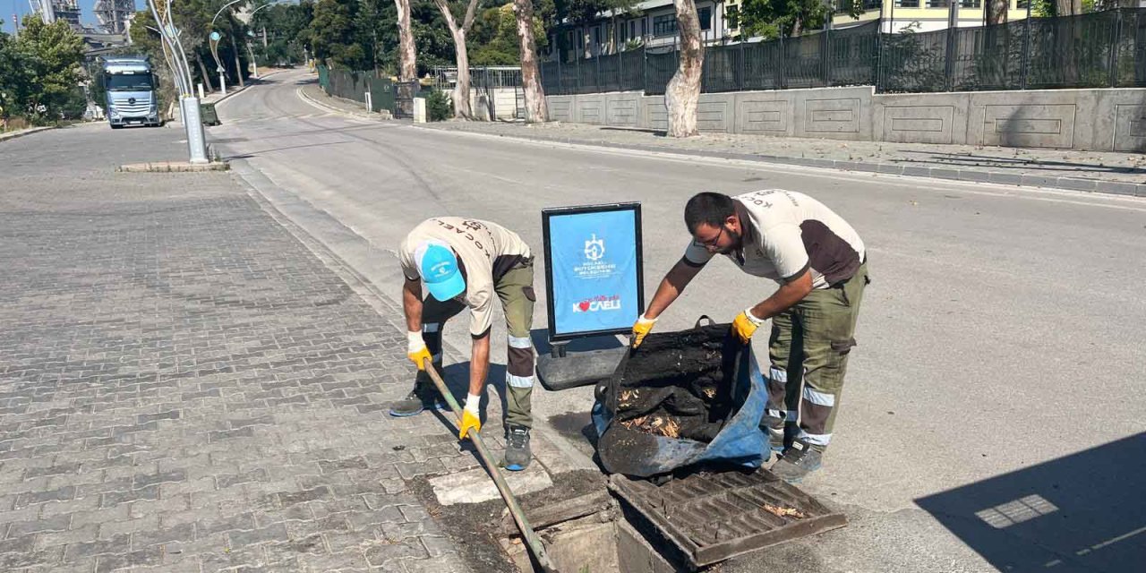 Büyükşehir, sağanak öncesi teyakkuza geçti